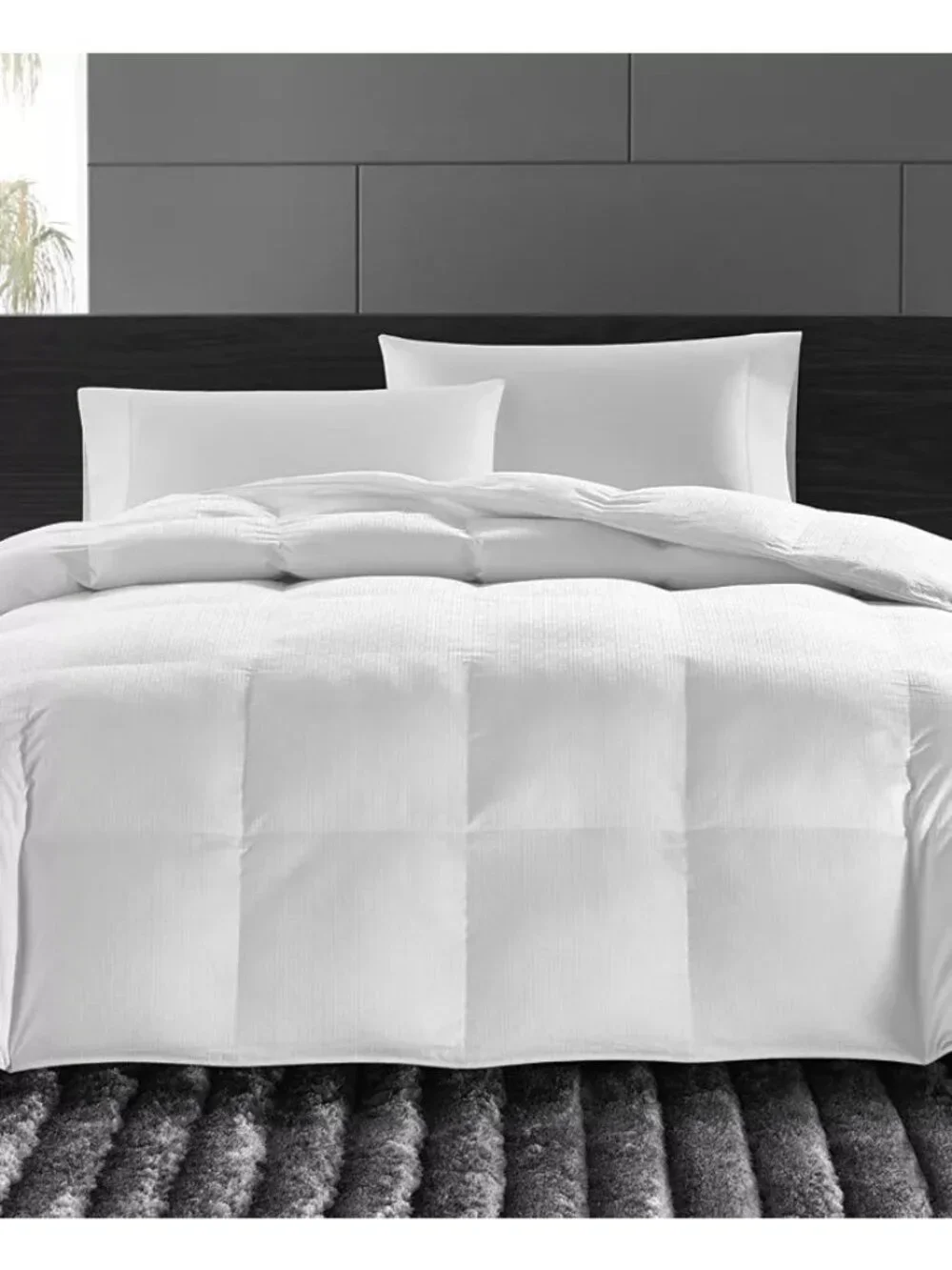 Hotel Collection Luxe Down Alternative Hypoallergenic Comforter – Full/Queen